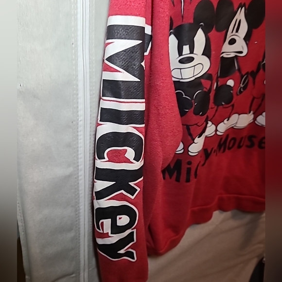 Disney Mickey Mouse Club Emotions Red Sweatshirt Sweater Juniors XL - Picture 4 of 8